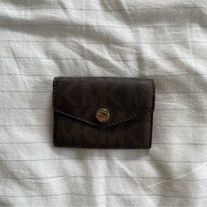 Michale Kors | Logo Embossed Card and Coin Purse